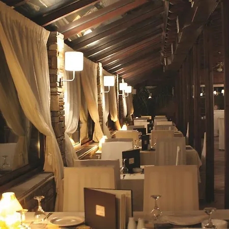 Hotel Mythos 3*